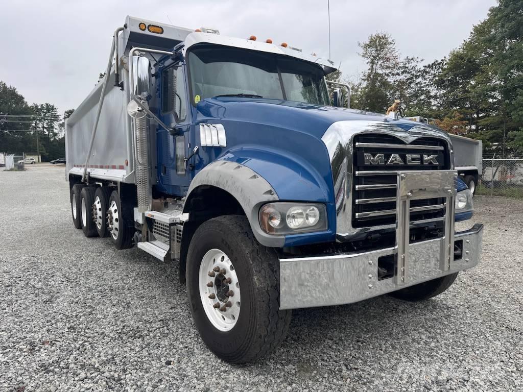 Mack Granite 64FR شاحنات قلابة
