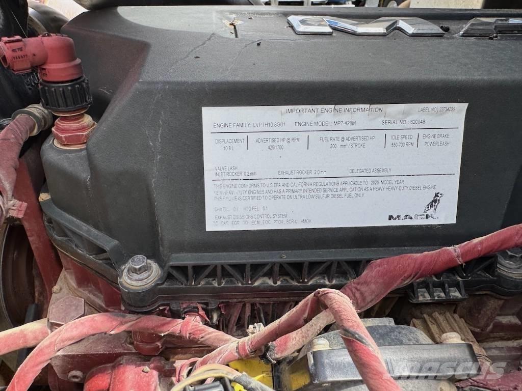 Mack Granite 64FR شاحنات قلابة