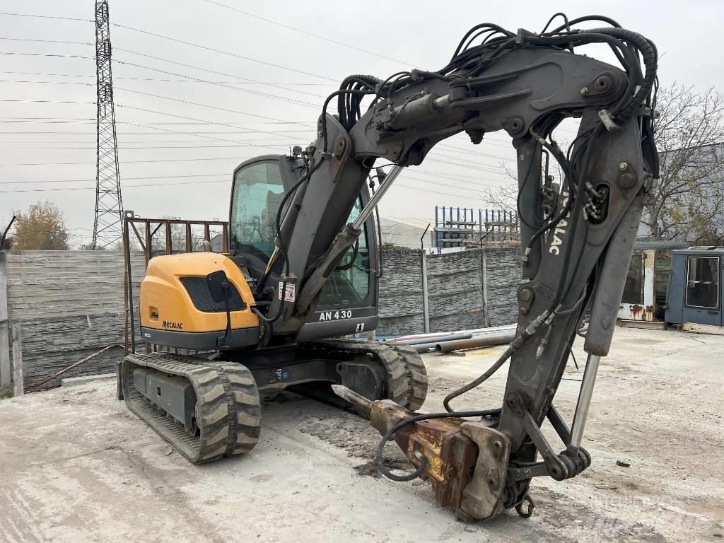 Mecalac 8 M CR حفارات وسط 7 طن - 12 طن