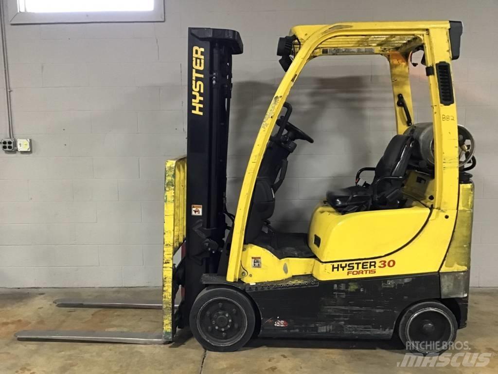 Hyster S 30 FT شاحنات ذات رافعات شوكية - أخرى