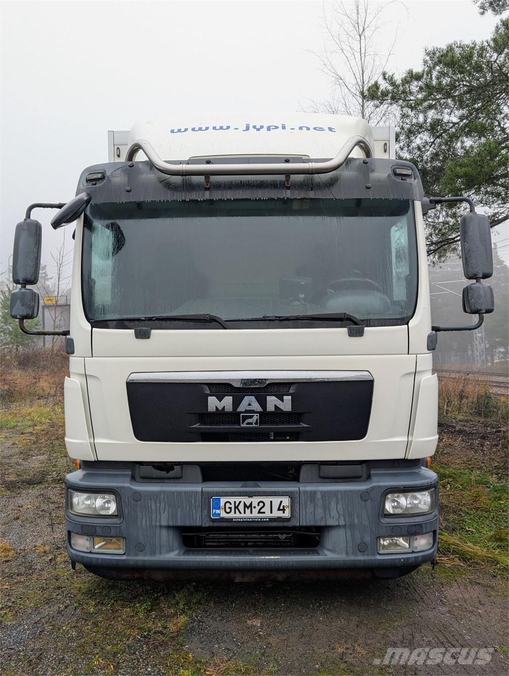 MAN TGM 15.250 شاحنات ذات هيكل صندوقي