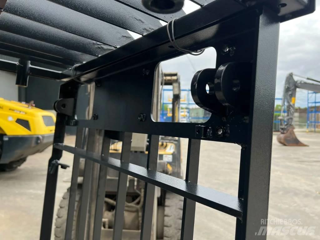 CAT 325C Guard كابينة والداخلية
