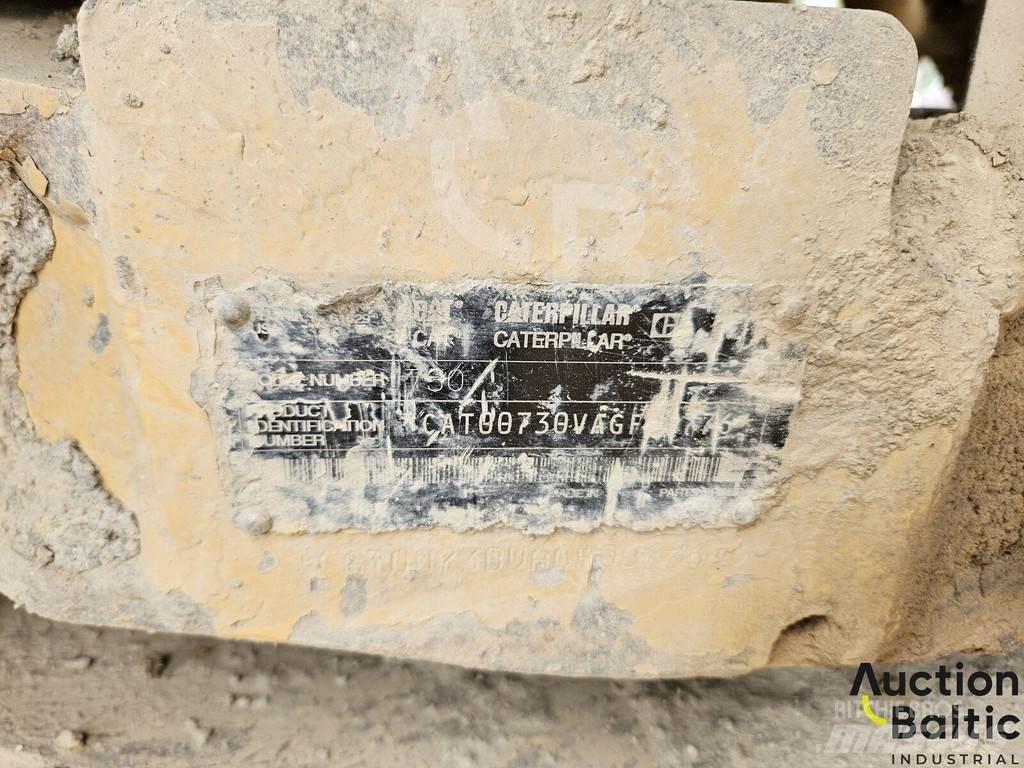 CAT 730 ساحبات مفصلية
