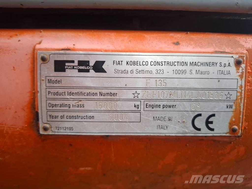Fiat-Kobelco E 135 حفارات زحافة