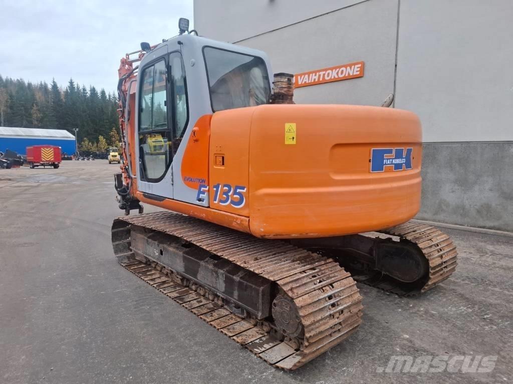 Fiat-Kobelco E 135 حفارات زحافة