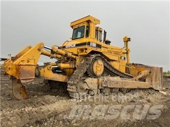 CAT D 10 N بلدوزرات مجنزرة