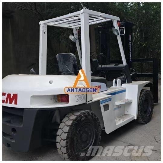 TCM FD 70 Z8 شاحنات الديزل