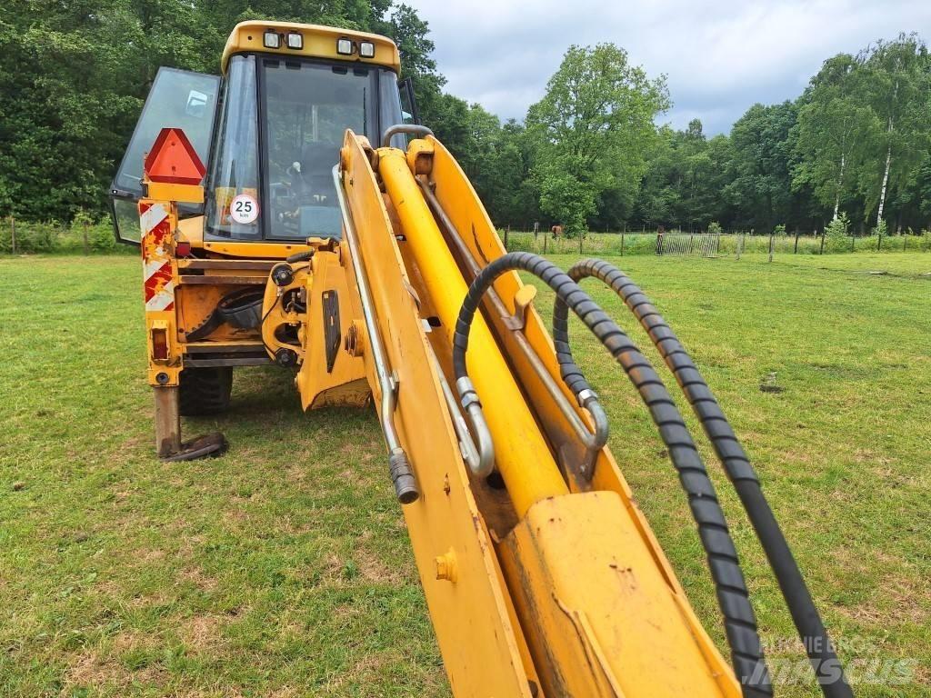 JCB 4 CX لوادر ذات جرافات عكسية