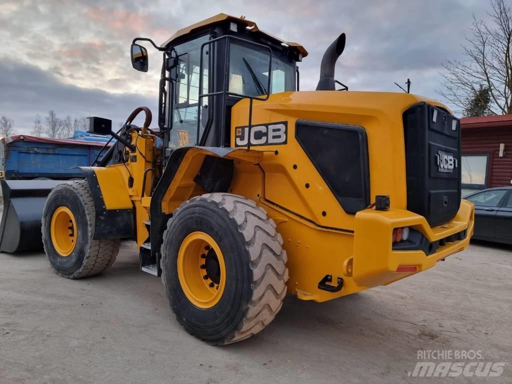 JCB 427 لوادر بعجل