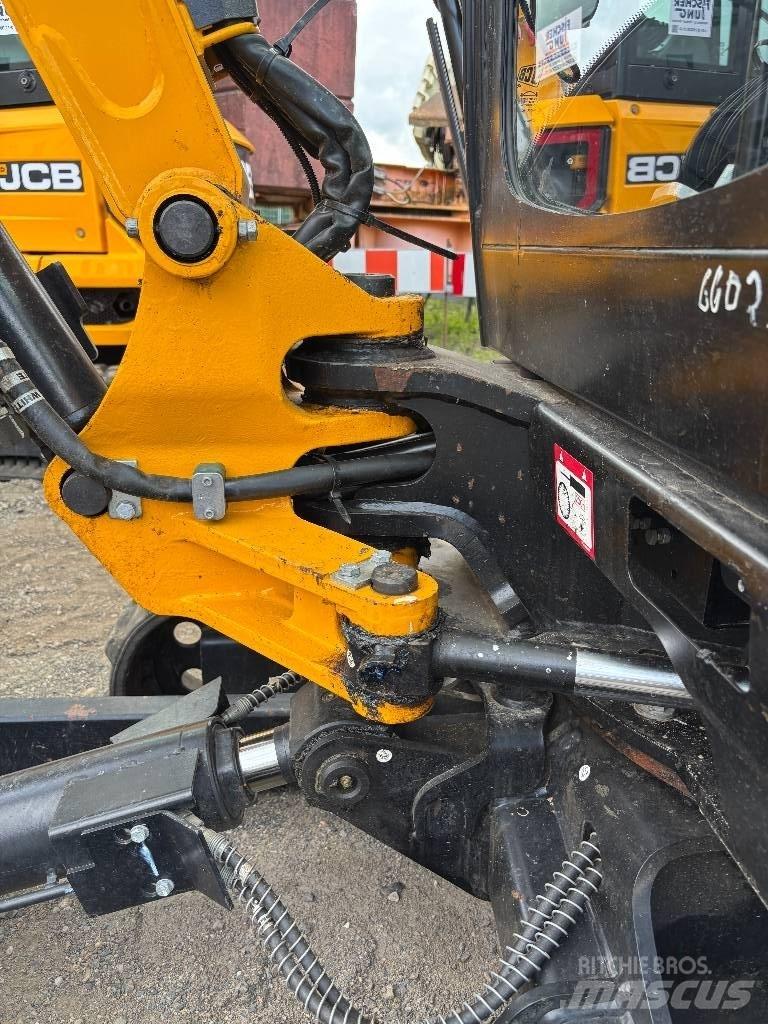 JCB 8026 CTS حفارات صغيرة أقل من 7 طن (حفارات صغيرة)