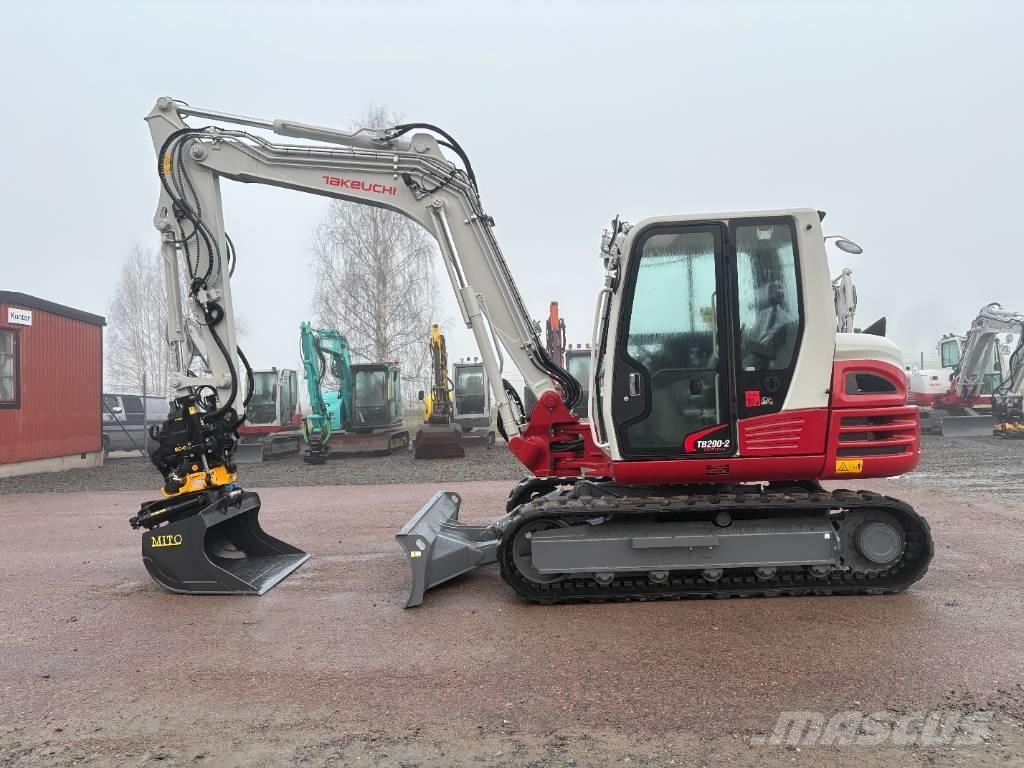 Takeuchi TB290 حفارات وسط 7 طن - 12 طن