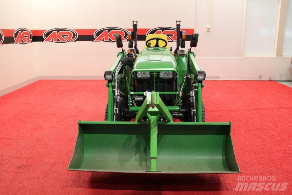 John Deere 3036E جرارات مدمجة