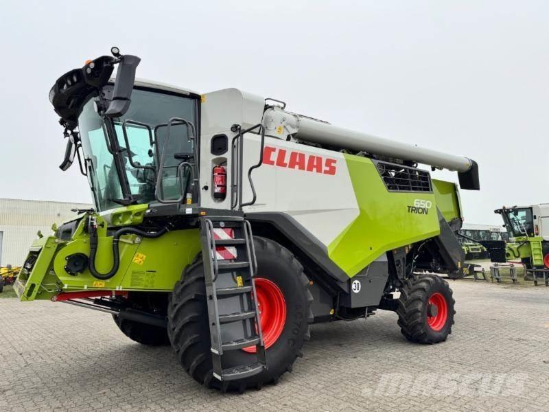 CLAAS TRION 650 حصادات