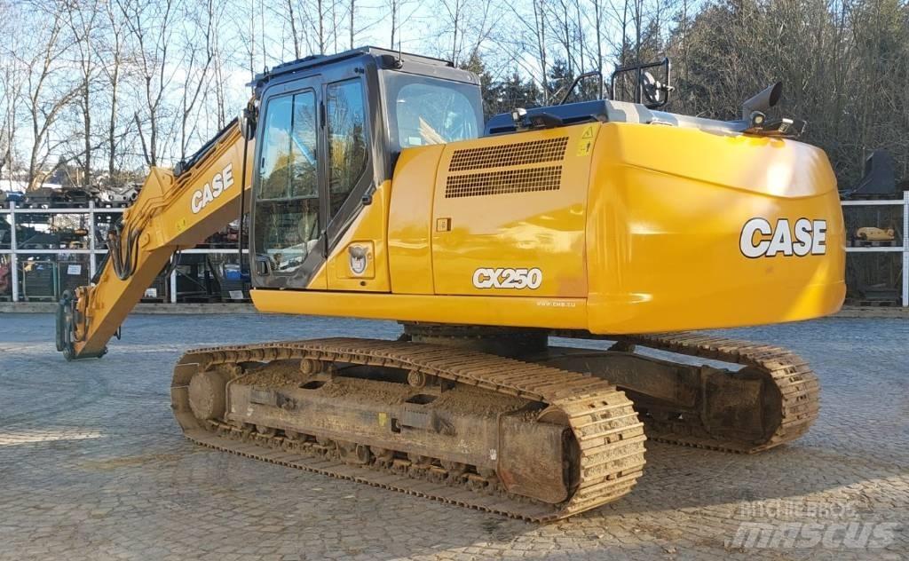 CASE CX250D حفارات زحافة