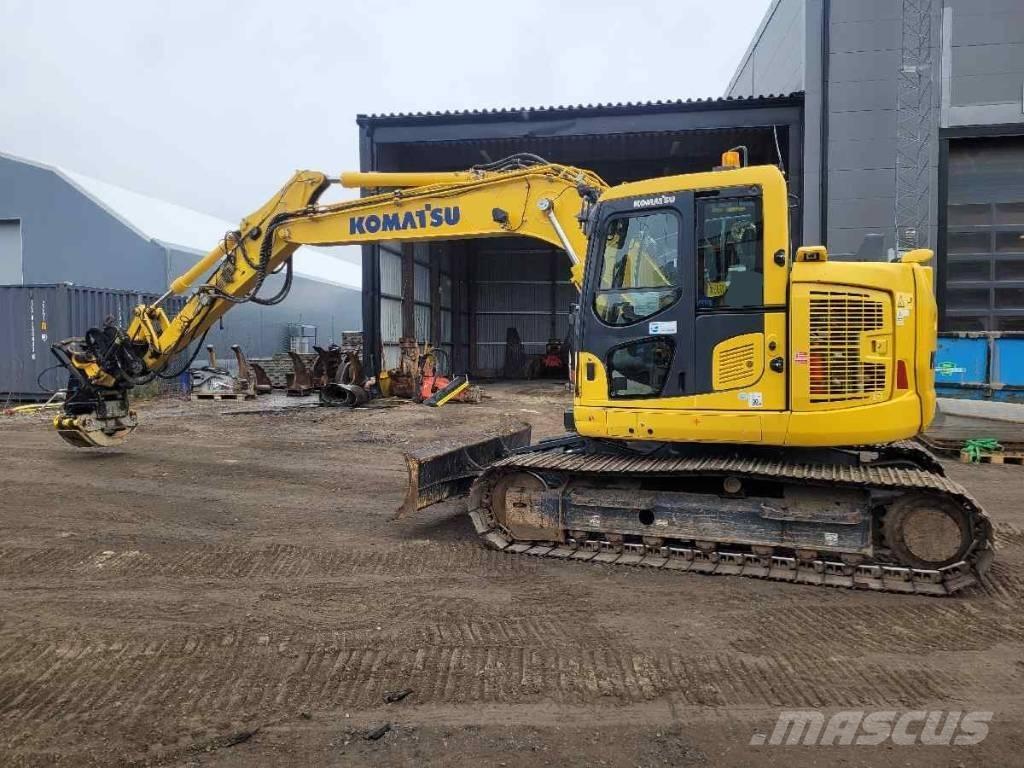 Komatsu PC 138 US-11 حفارات زحافة