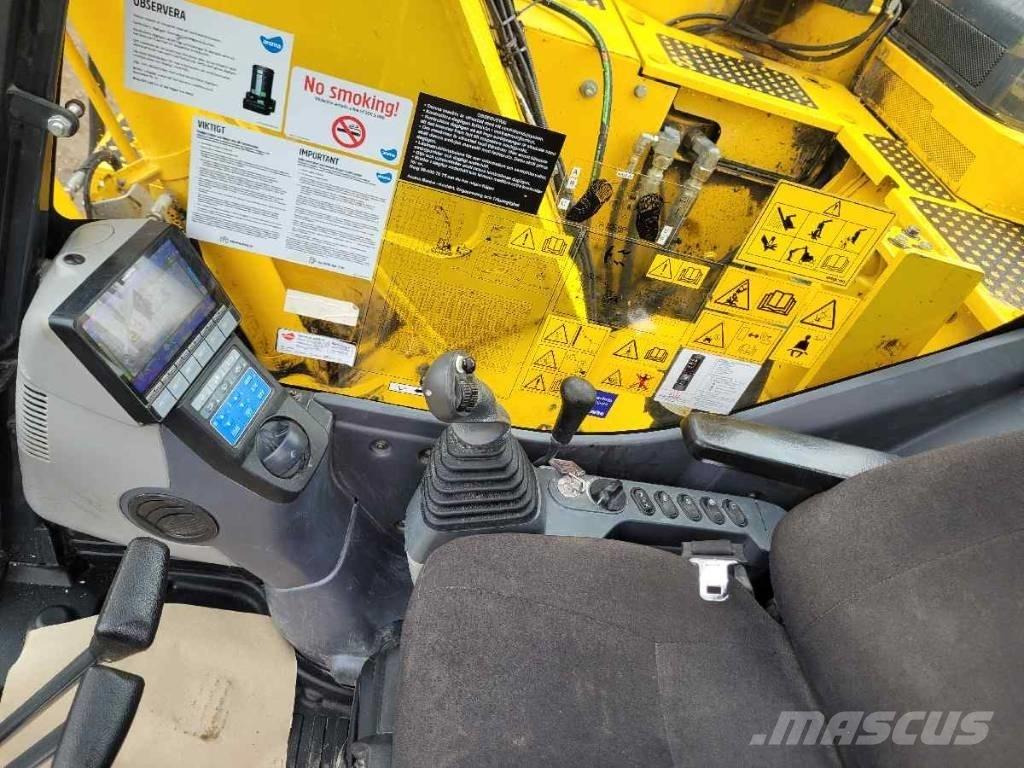 Komatsu PC 138 US-11 حفارات زحافة