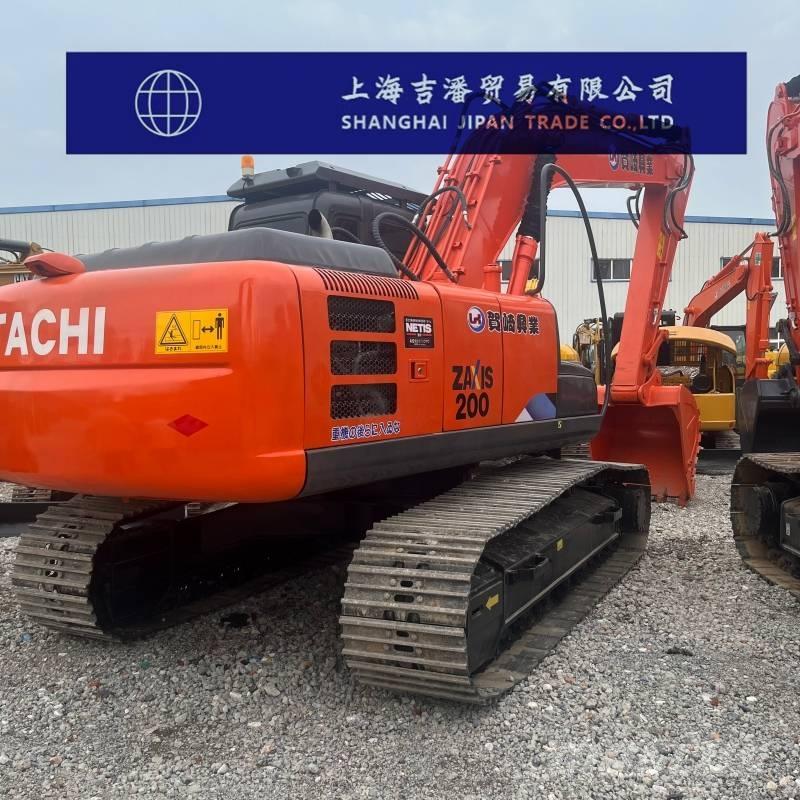 Hitachi ZX 200 حفارات زحافة