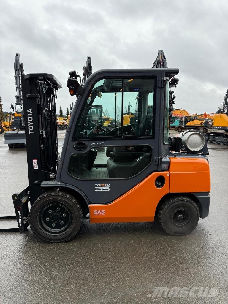 Toyota 02-8 FGJF 35 شاحنات LPG