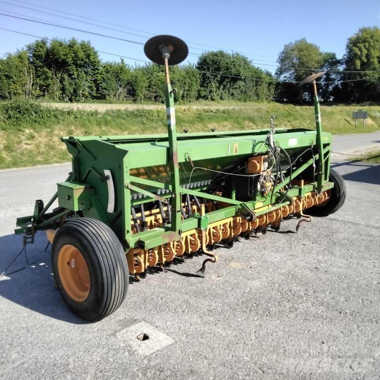 Amazone D7 40E مثاقيب