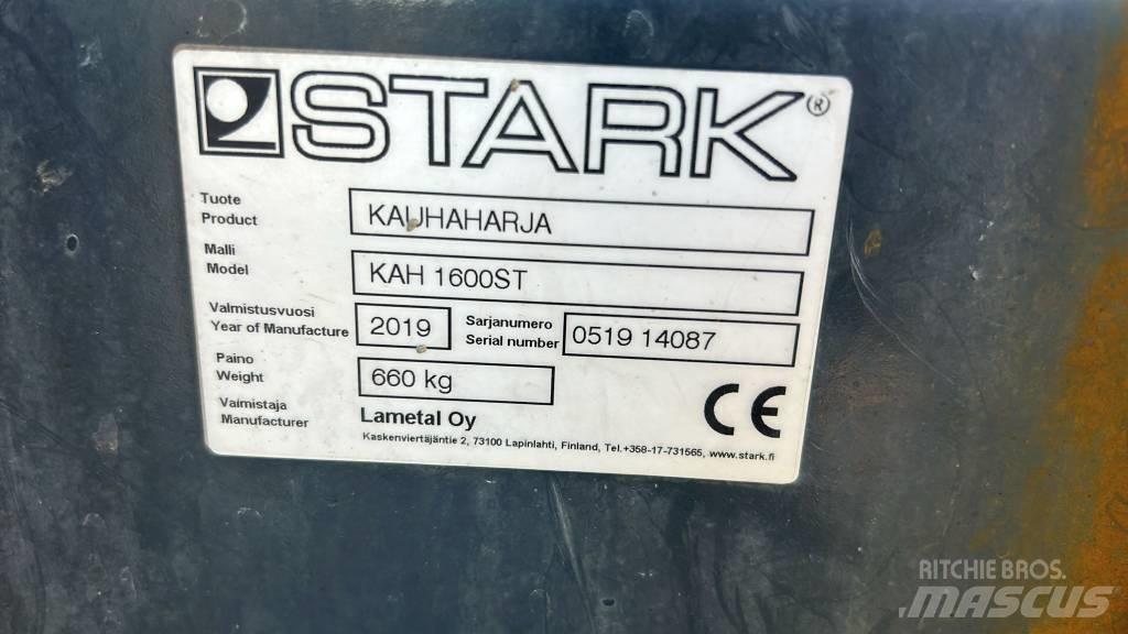 Stark KAH 1600ST مرفقات جرار المدمجة