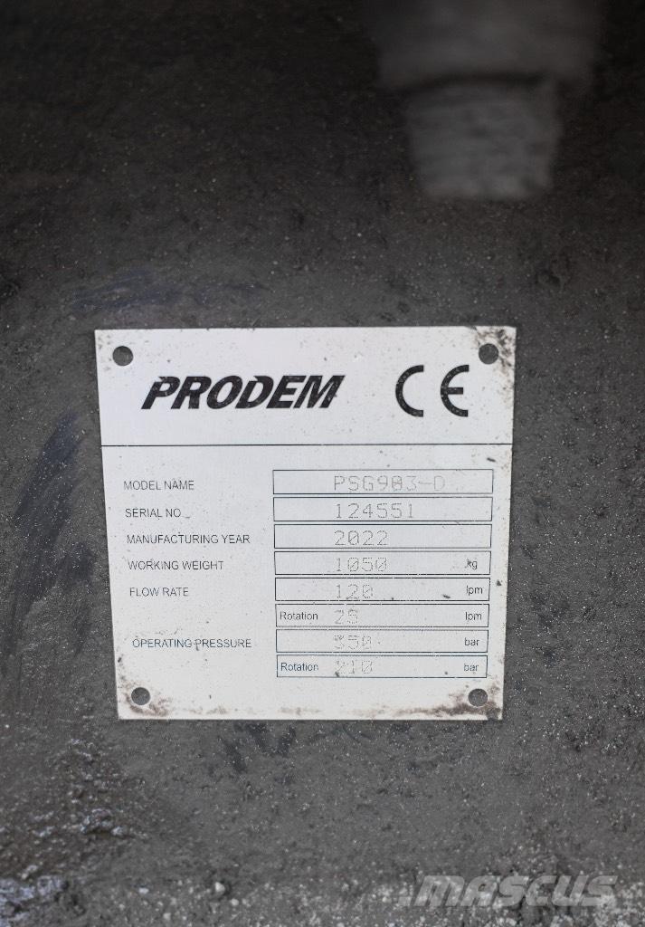 Liebherr R 914 K STD حفارات زحافة