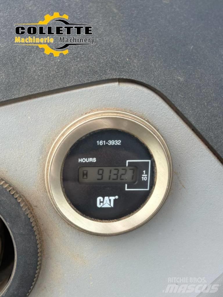 CAT 420 E IT لوادر ذات جرافات عكسية