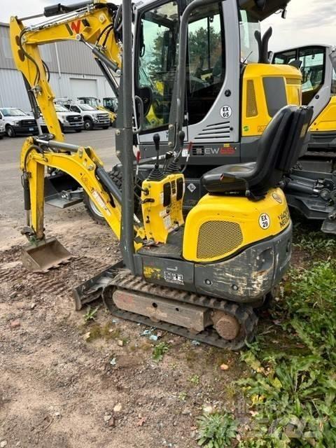 Wacker Neuson 803 حفارات صغيرة أقل من 7 طن (حفارات صغيرة)