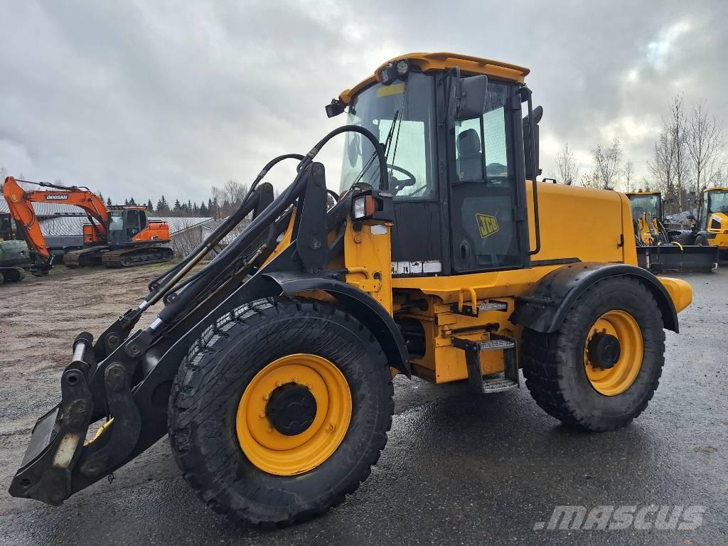 JCB 412 S لوادر بعجل