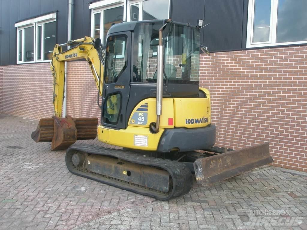 Komatsu PC45MR-3 حفارات صغيرة أقل من 7 طن (حفارات صغيرة)