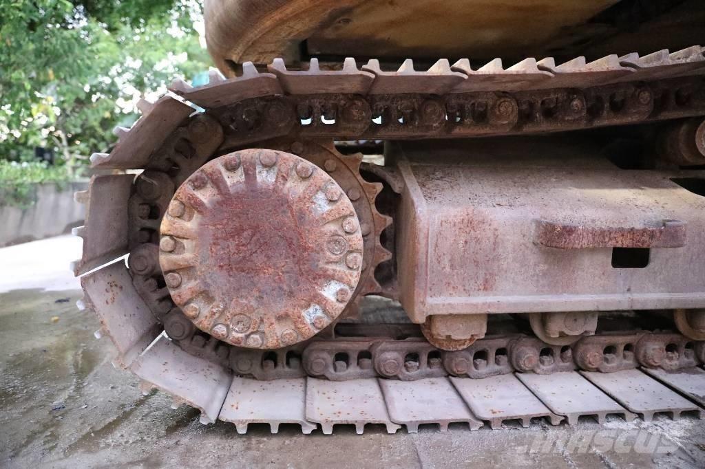 CAT 320BU حفارات زحافة