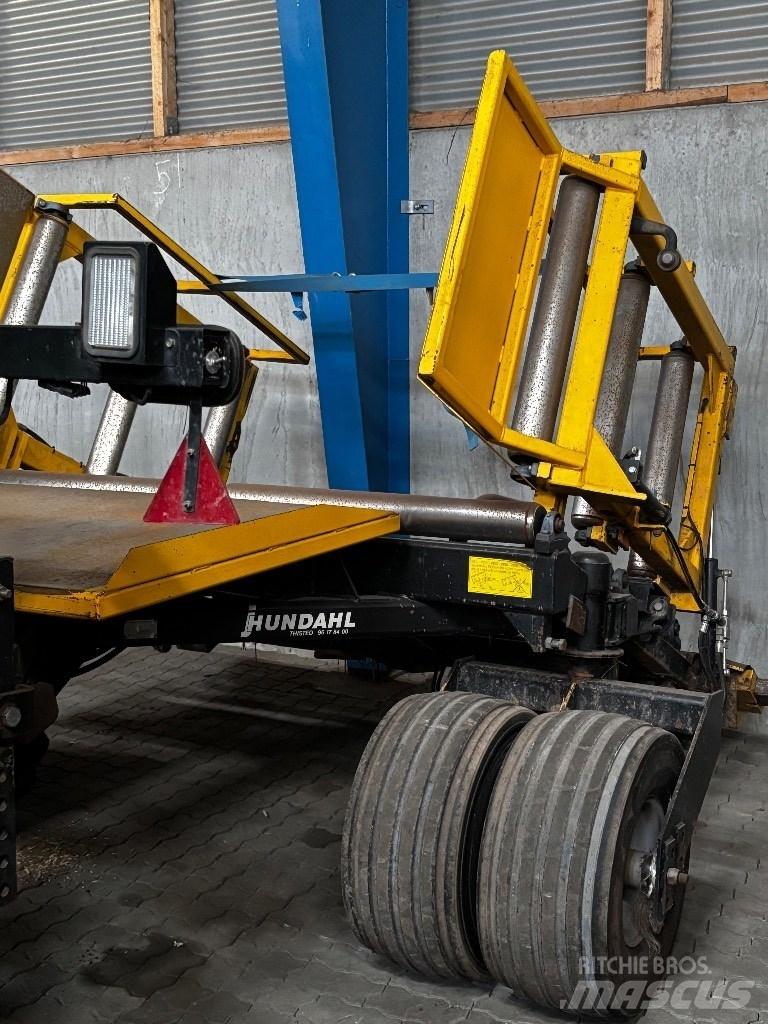 New Holland BB 9090 محزمات مربعة