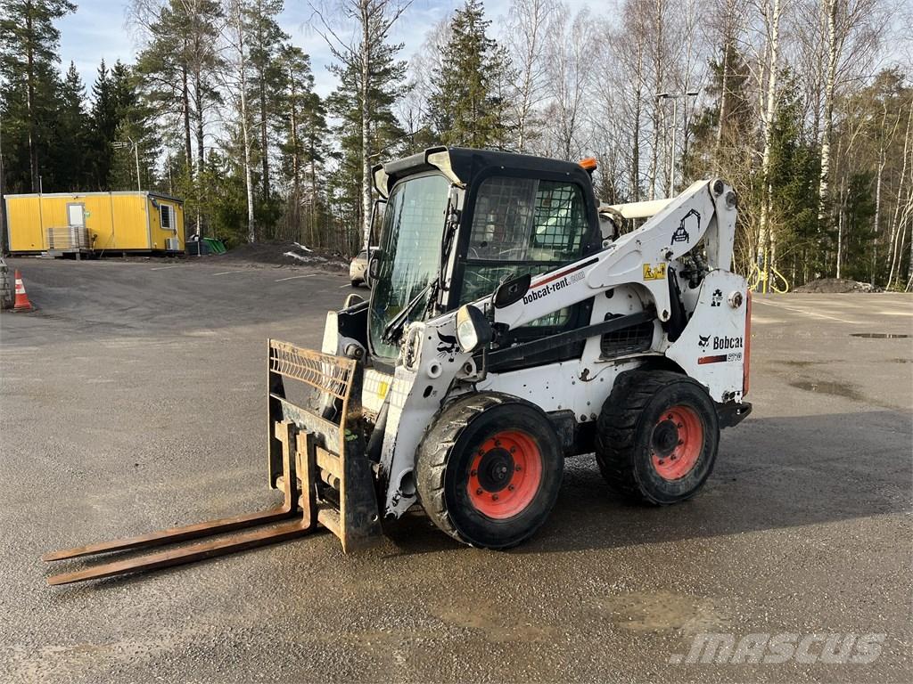 Bobcat S 770 لوادر انزلاقية التوجيه