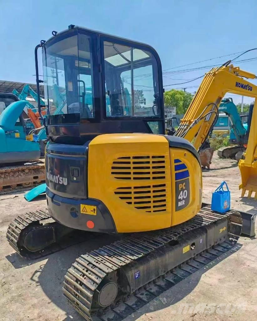 Komatsu PC 40 حفارات صغيرة أقل من 7 طن (حفارات صغيرة)