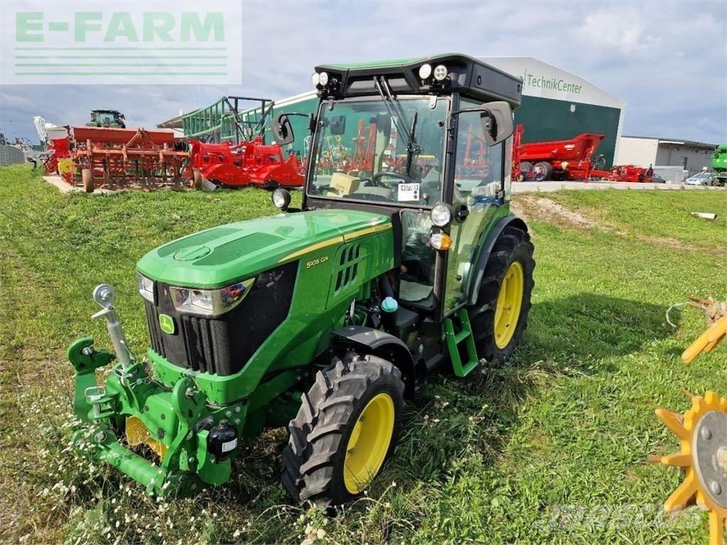 John Deere 5105GN الجرارات