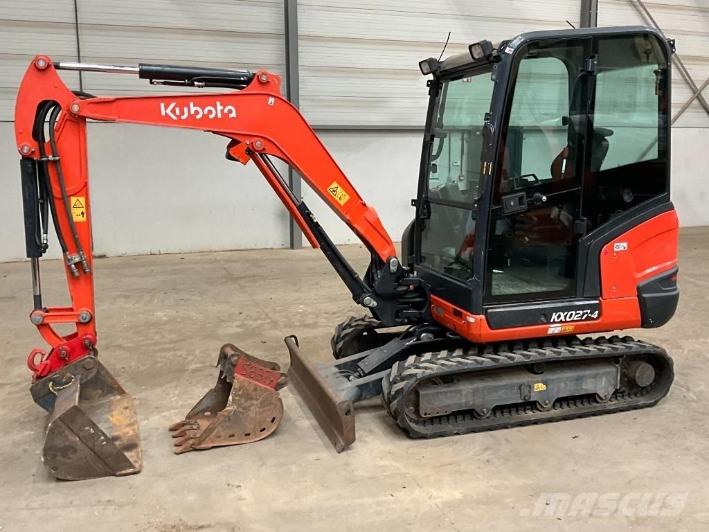 Kubota KX 027-4 HI حفارات صغيرة أقل من 7 طن (حفارات صغيرة)