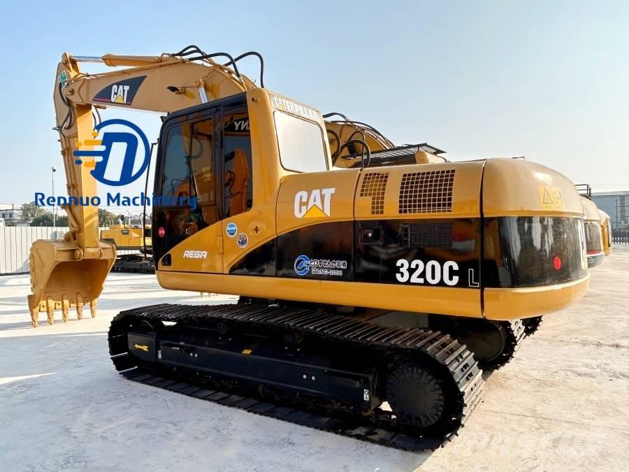 CAT 320 C L حفارات زحافة