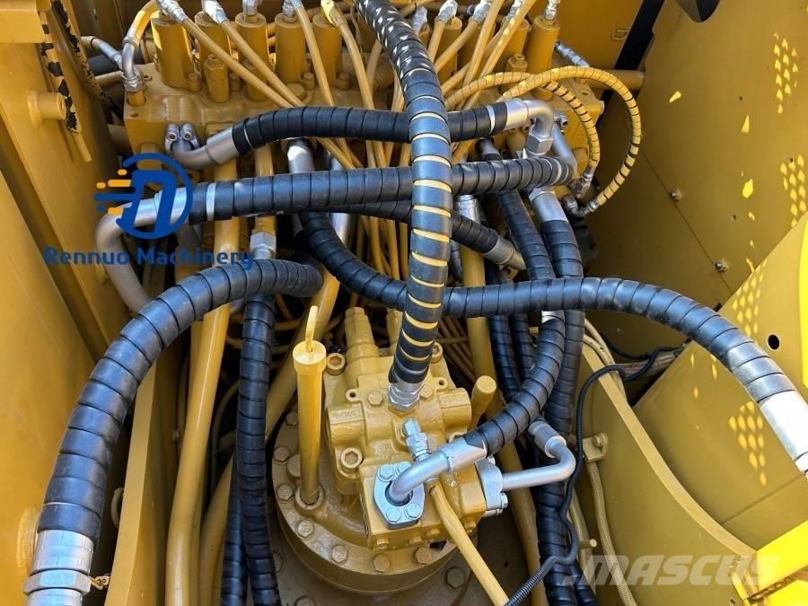 CAT 320 C L حفارات زحافة