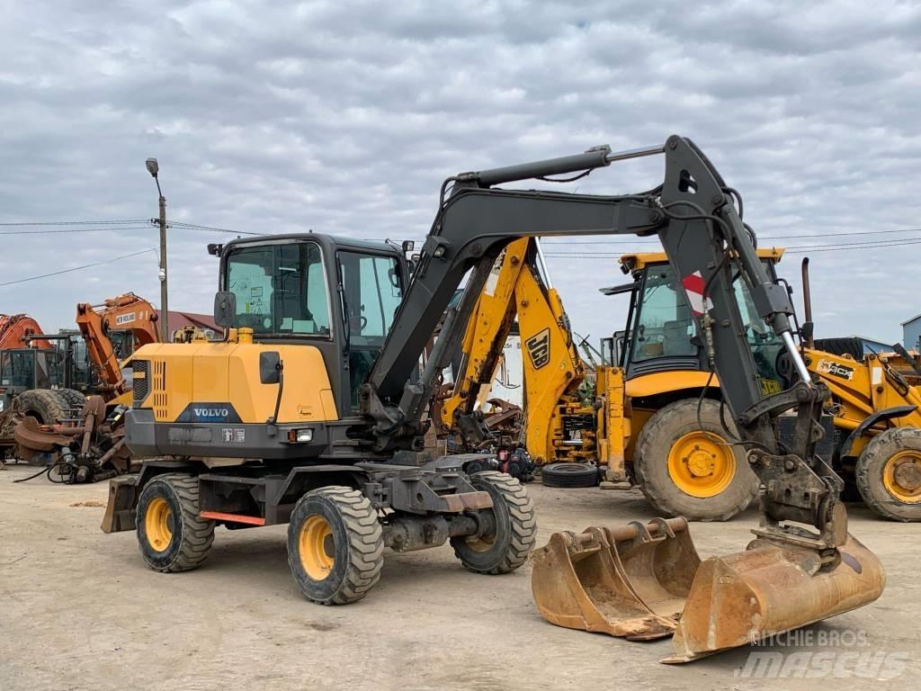Volvo EW 60 E حفارات بعجل