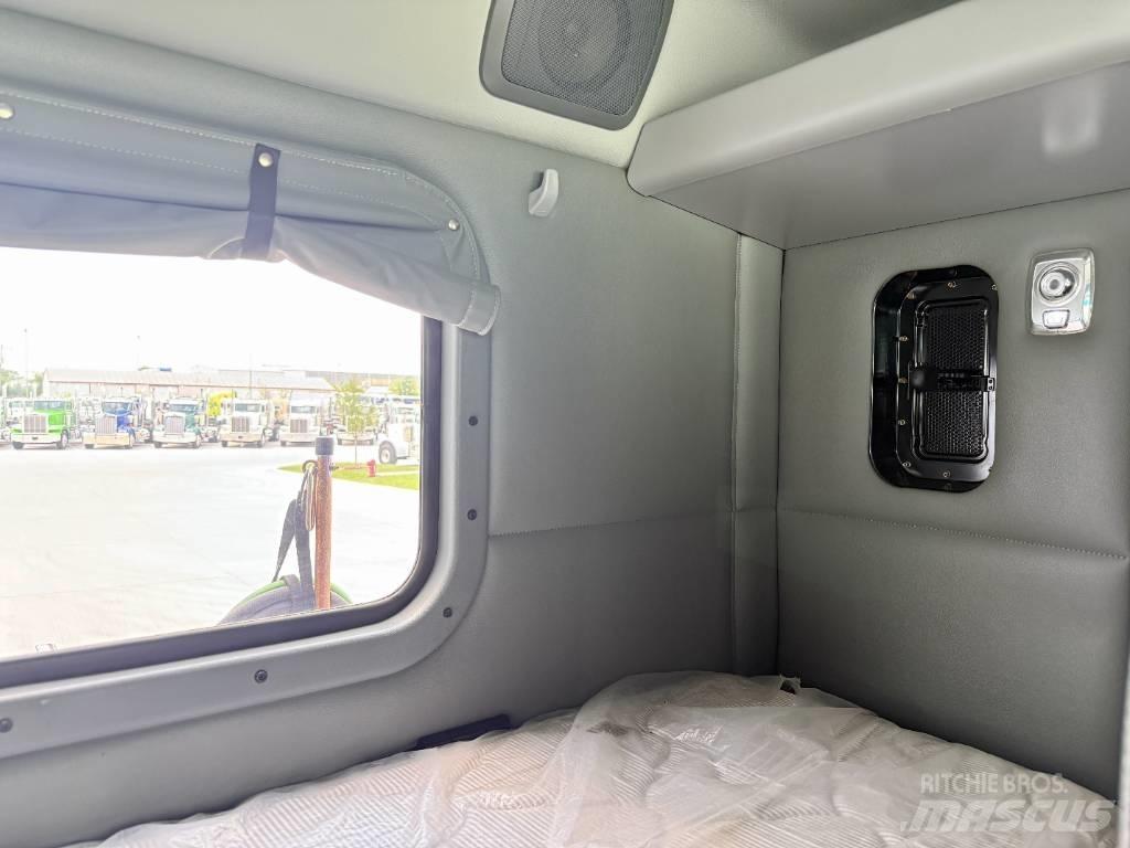 Kenworth W 990 وحدات الجر