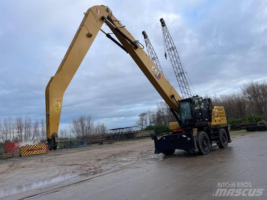CAT 3040 مناولات المخلفات / مناولات صناعية