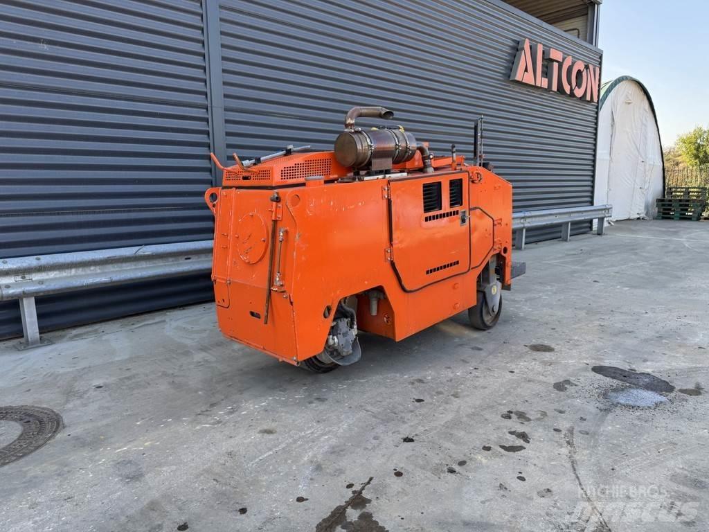 Wirtgen W 350 ماكينات الكشط البارد للأسفلت