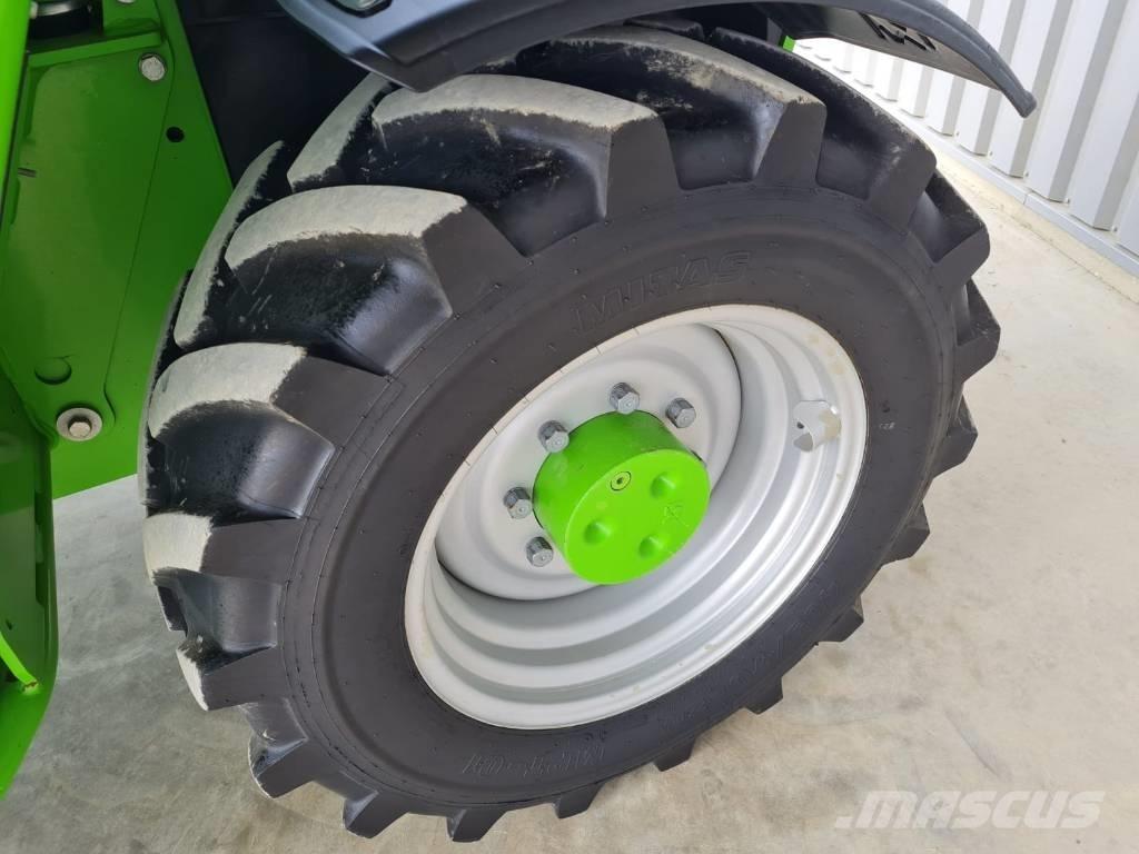 Merlo TF 33.7-115 مناولات متداخلة