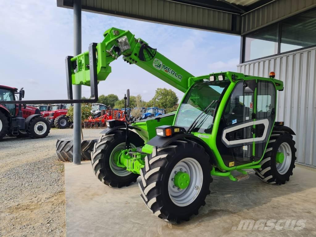 Merlo TF 33.7-115 مناولات متداخلة
