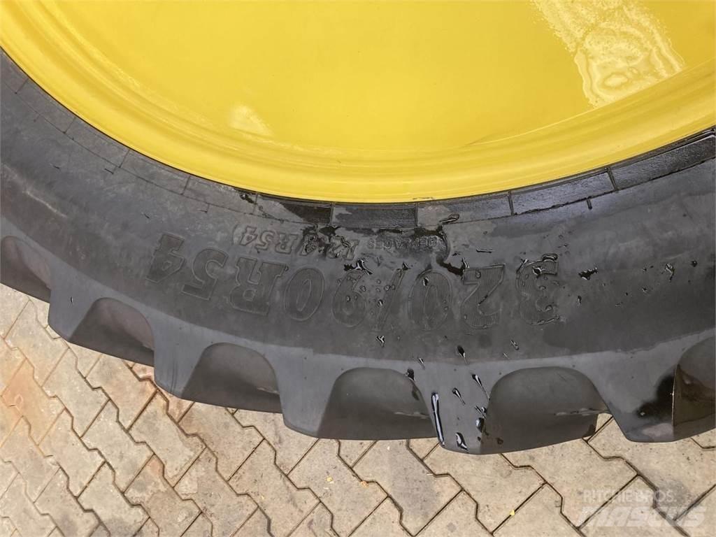 BKT 320/90R54 الإطارات والعجلات والحافات