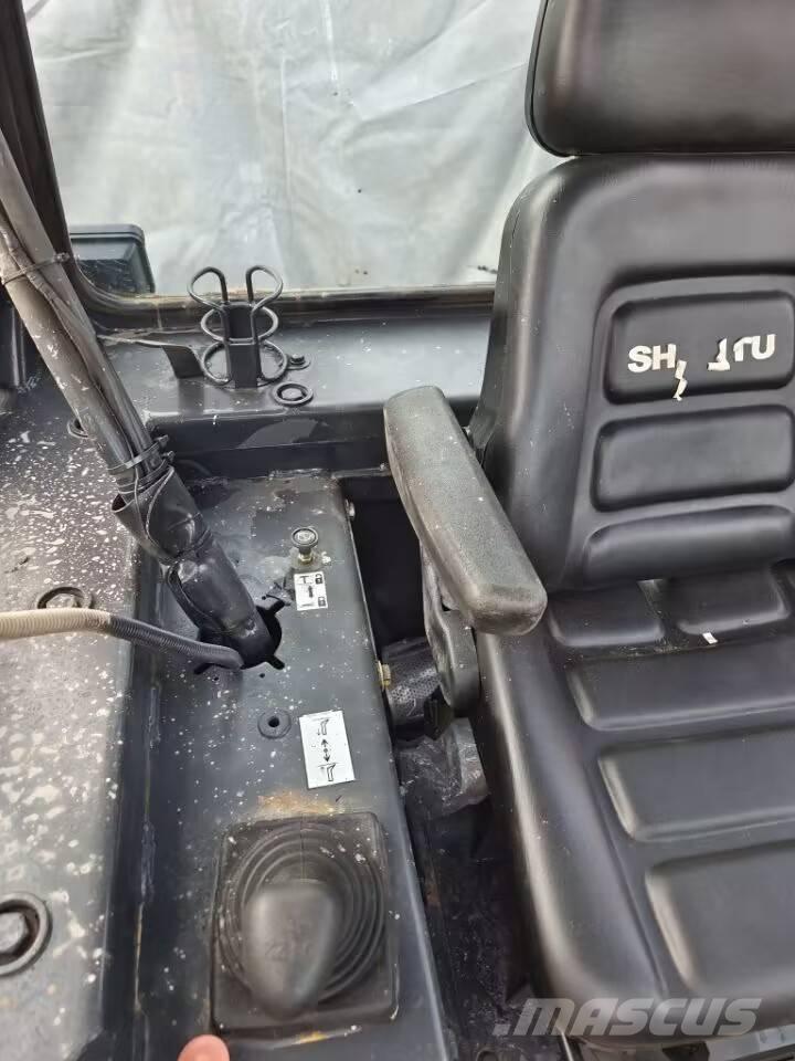 Shantui SD 16 بلدوزرات مجنزرة