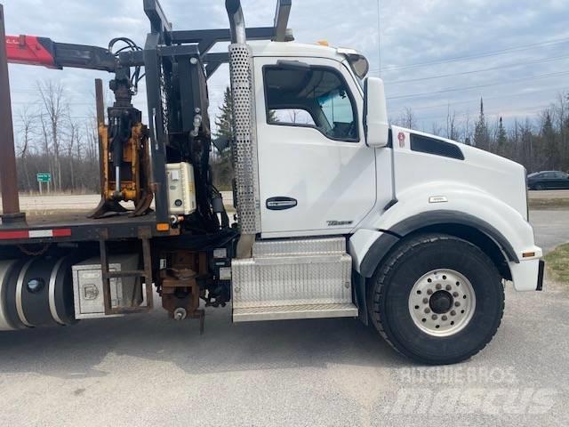 Kenworth T 880 شاحنات أشجار