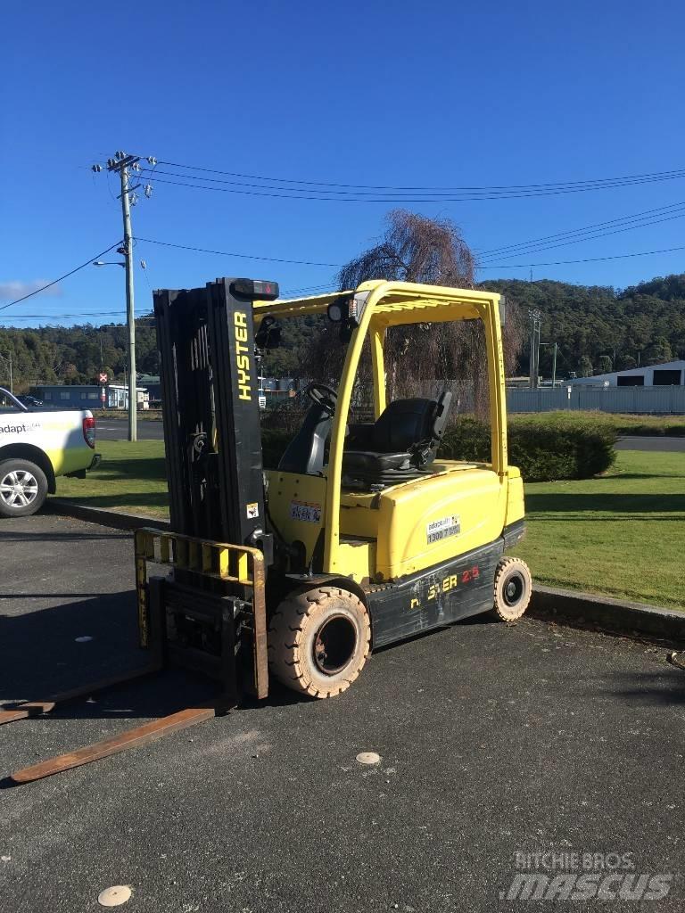 Hyster J2.5XN شاحنات ذات رافعات شوكية تعمل بالكهرباء