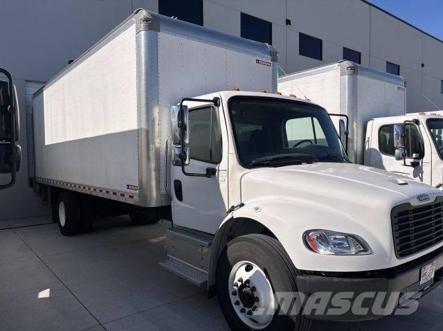 Freightliner M2 شاحنات ذات هيكل صندوقي