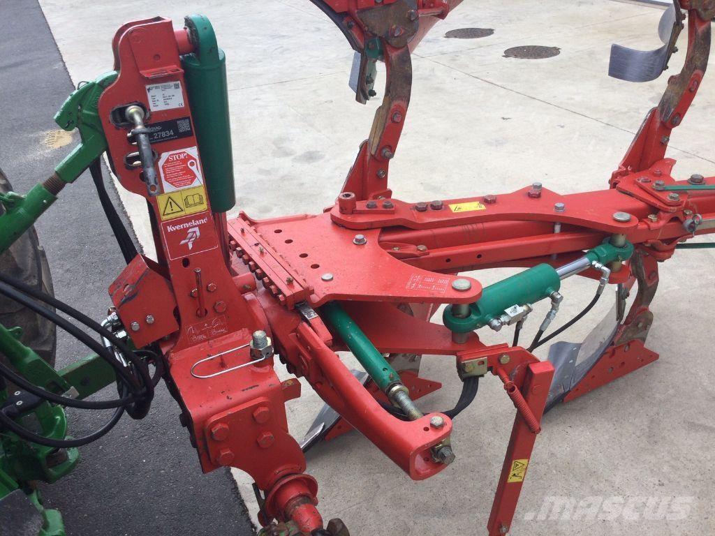 Kverneland LS100 محاريث تقليدية