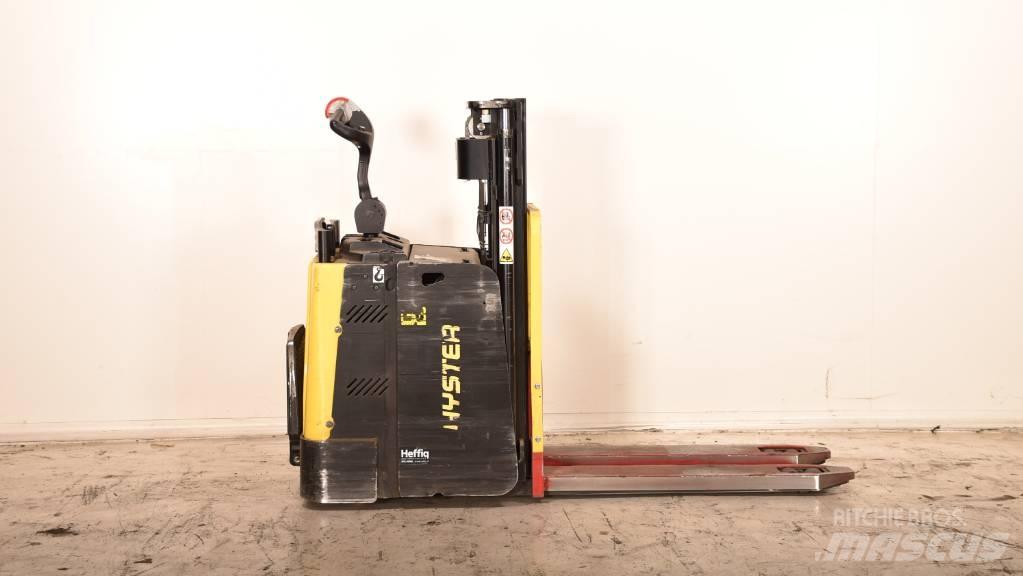 Hyster P2.0SD رافعة منخفضة المستوى ذات منصة
